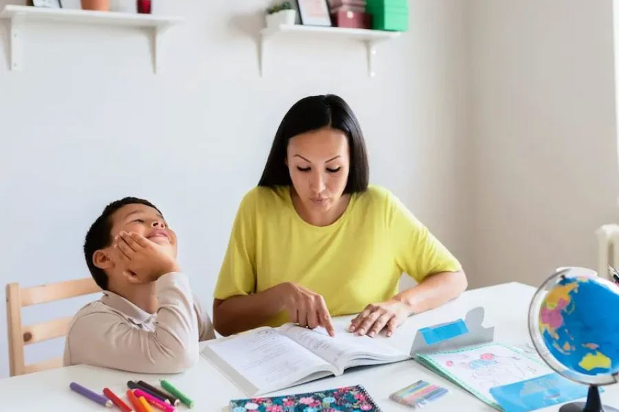 Kapan-Anak-Membutuhkan-Guru-Pendamping-di-Sekolah-Kenali-Tandanya